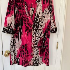 Cream, pink, and black animal print 3/4 length sleeves blouse. Zac & Rachel XL